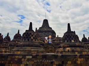 Video Kehebohan Penggemar Nonton Suju dan TVXQ di Borobudur