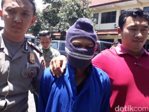 Saat Golok Yonang Berbicara Tahu Istri Selingkuh di Kamar Mandi
