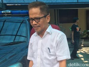11 Bulan Jadi Tersangka KPK, Kadis Pendidikan Mojokerto Belum Ditahan 11 Bulan Jadi Tersangka KPK, Kadis Pendidikan Mojokerto Belum Ditahan