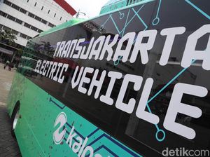 Ratusan Bus Listrik Akan Gantikan Bus Konvensional Transjakarta Ratusan Bus Listrik Akan Gantikan Bus Konvensional Transjakarta