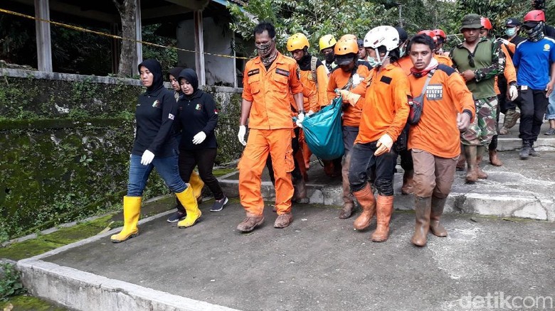 Seluruh Korban Tertimbun Longsor di Bantul Berhasil Dievakuasi