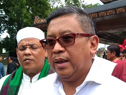 Tak Masalahkan Survei Kompas, Hasto Minta Masyarakat Percaya Jokowi