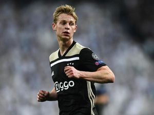 Van Gaal: De Jong Keliru Pilih Barcelona