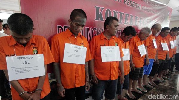 Polisi Bekuk Komplotan Pemalsu Materai