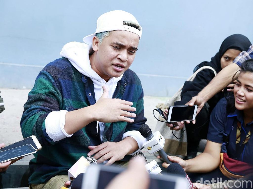 Akhirnya Hilda Ngaku Nikah dengan Kriss Hatta, Billy: Bukan Ranah Gue Lagi Akhirnya Hilda Ngaku Nikah dengan Kriss Hatta, Billy: Bukan Ranah Gue Lagi