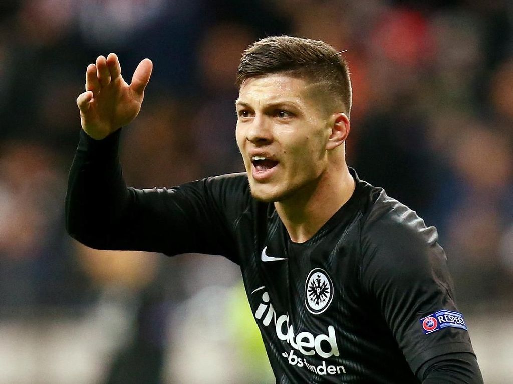 Eintracht Frankfurt, Si Paling Cuan Jualan Striker Eintracht Frankfurt, Si Paling Cuan Jualan Striker