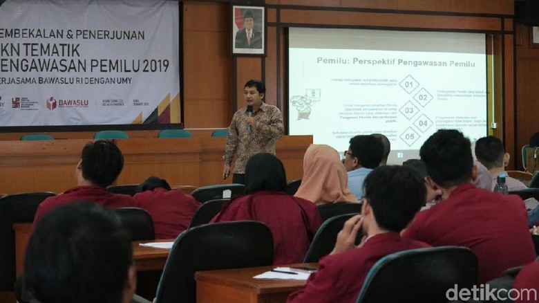 UMY Terjunkan Mahasiswa KKN Kaprikornus Relawan Pemilu