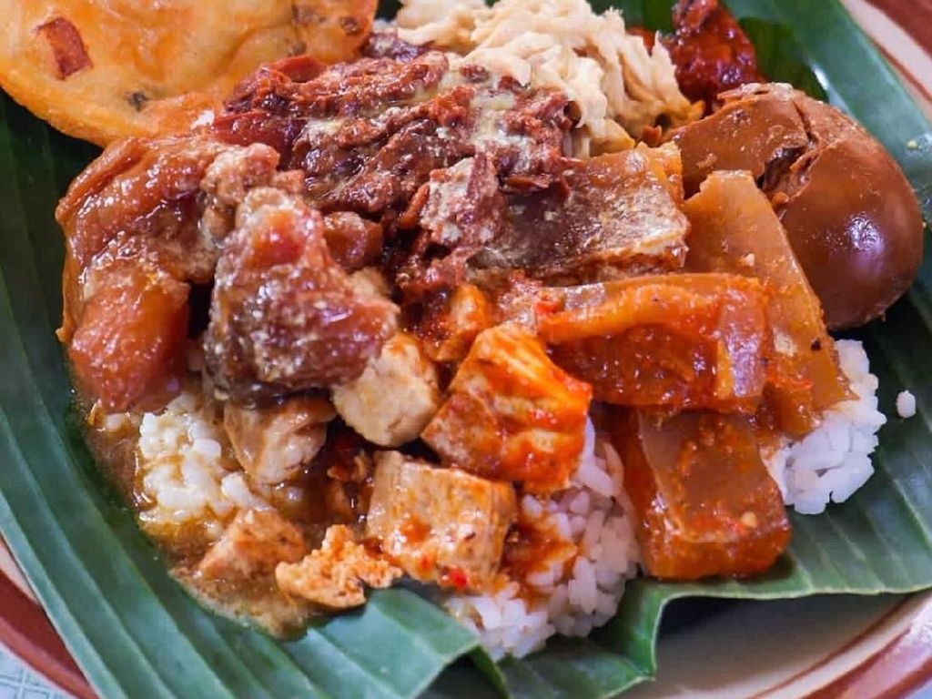 21 Tempat Wisata Kuliner di Yogyakarta yang Bikin Liburan Kamu Berkesan 21 Tempat Wisata Kuliner di Yogyakarta yang Bikin Liburan Kamu Berkesan