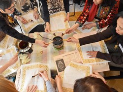 Saat Wanita-wanita Jerman Belajar Membatik