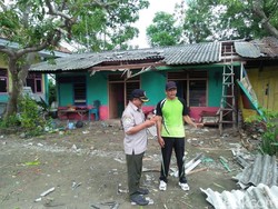 Puting Beliung Mengamuk di Lamongan, 3 Sekolah dan 15 Rumah Rusak