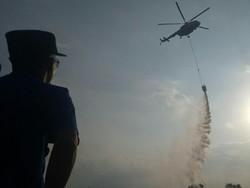 Karhutla di Riau Meluas, Lanud Palembang Kirim 2 Heli Water Bombing