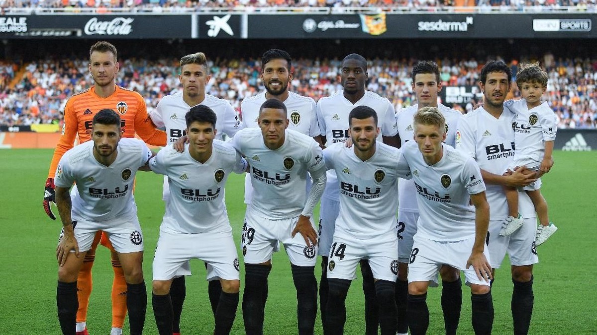 Valencia digugat DC Comics terkait lambang kelelawar (David Ramos/Getty Images)
