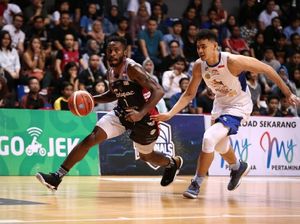 Stapac Kalahkan Satria Muda di Game Pertama Final IBL Stapac Kalahkan Satria Muda di Game Pertama Final IBL
