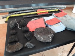 Polisi Masih Buru 5 Orang Terkait Pembakaran Bus di Sleman