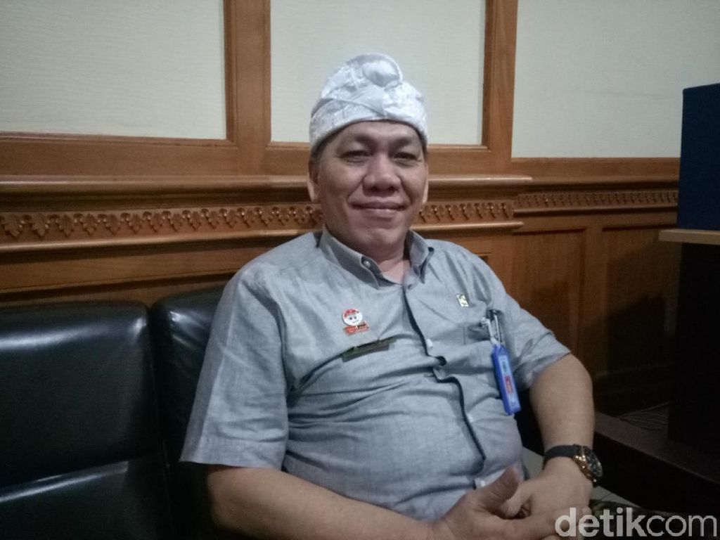 Imigrasi Bali Tanggapi Masalah Turis Nakal di Kuta Imigrasi Bali Tanggapi Masalah Turis Nakal di Kuta