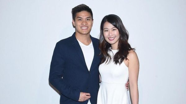 Momen Mesra Mendiang Atlet Renang dan Pacar yang Kisah Sedihnya Viral