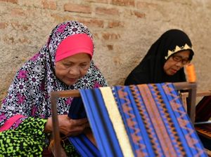 Mengenal Kain Tapis Lampung, Fungsi dan Sejarahnya Mengenal Kain Tapis Lampung, Fungsi dan Sejarahnya