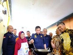 Jonan Resmikan Jargas Cirebon Total Jadi 7.503 Sambungan