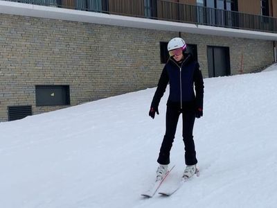 Foto: Resort Mewah Tempat Luna Maya Main Ski di Prancis