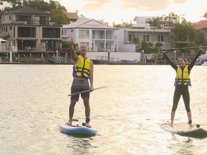 Foto: Asyiknya Bima Arya & Inka Fitria Memacu Adrenalin di Australia