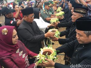 Warga Mojokerto Syukuri Melimpahnya Air dengan Festival Mojotirto Warga Mojokerto Syukuri Melimpahnya Air dengan Festival Mojotirto