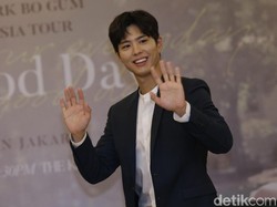 Demi Park Bo Gum, Fans Padati Lokasi Fanmeeting Sejak Pagi