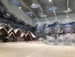 Mau Main Salju di Trans Snow World Bekasi? Ini Harga Tiketnya