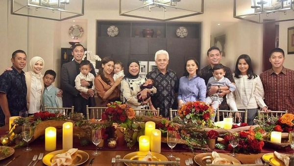 Momen Seru Kulineran Azima, Adik Aliya Rajasa yang Cantik