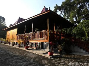 Miniatur Indonesia di Kebun Karet Belanda