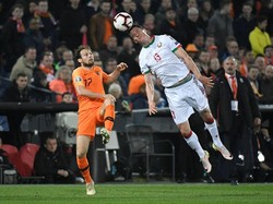Belanda sedang berusaha kembali ke panggung elite sepakbola internasional. Belanda sudah absen di dua turnamen besar terakhir: Piala Eropa 2016 dan Piala Dunia 2018. Foto: Reuters