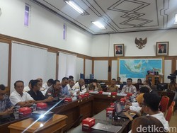 KPU Gelar Rapat Persiapan Dua Debat Capres Terakhir Bareng TKN-BPN