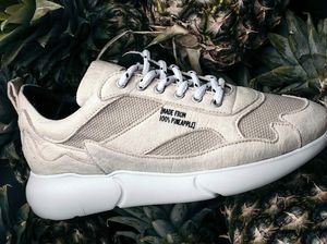 Keren! Sepatu Kulit Kekinian Ini Terbuat dari Buah Nanas