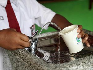 Mimpi Minum Air (Langsung) dari Keran Mimpi Minum Air (Langsung) dari Keran