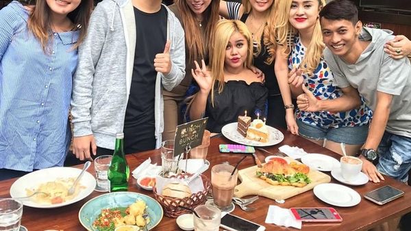 Lia Ladysta, Pedangdut yang Hobi Kumpul dan Makan Bareng Teman