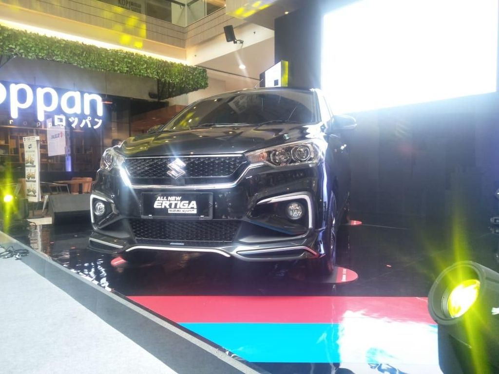 Low MPV Makin Panas! Suzuki Luncurkan Ertiga Sport Low MPV Makin Panas! Suzuki Luncurkan Ertiga Sport