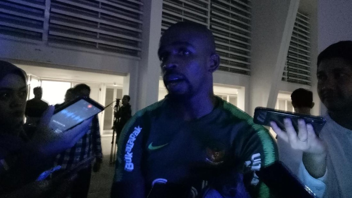 Greg Nwokolo berharap Indonesia bisa meraih kemenangan saat menjamu Thailand (Amalia Dwi Septi)