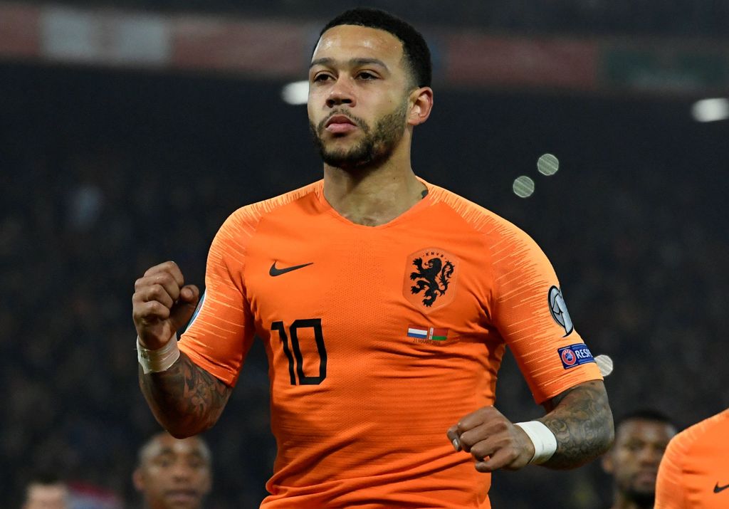 Sepak Bola - Kualifikasi Euro 2020 - Kategori C - Belanda v Belarus - de Cop, Rotterdam, Belanda -  Pada 21 Maret 2019, Memphis DePay dari Belanda menyelesaikan gol ketiga mereka. REUTERS / Piroschka Van De Wouw
