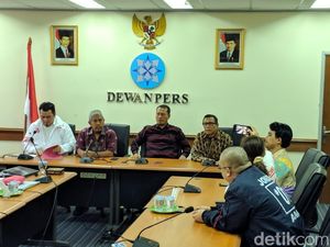 Dewan Pers Mediasi Tirto dengan TKN Jokowi Dewan Pers Mediasi Tirto dengan TKN Jokowi