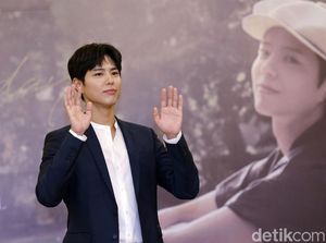 Surprise! Park Bo Gum Siapkan Hadiah Spesial Buat Penggemar Surprise! Park Bo Gum Siapkan Hadiah Spesial Buat Penggemar
