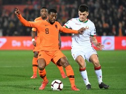 De Oranje mendominasi permainan dengan menguasai lebih dari 60 persen bola, dan menciptakan 10 percobaan. Sedangkan Belarusia hanya dibiarkan percobaannya mengarah ke gawang Belanda sekali dari total delapan percobaan. Foto: Reuters