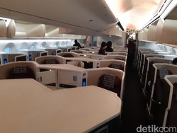 Ini Rasanya Naik Kelas Bisnis Japan Airlines