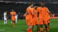 Belanda langsung mengejutkan dengan mencetak gol kilat yang diciptakan Depay di menit pertama. Foto: Reuters