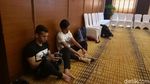 Momen Skuat Timnas U-23 Tunaikan Salat Jumat