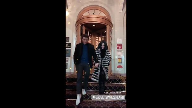 Syahrini dan Reino Barack