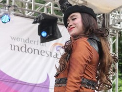 Siap-siap Goyang Bareng di Festival Crossborder PLBN Aruk