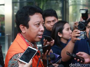 Romahurmuziy Ngeluh Sakit Lagi, KPK Tunda Pemeriksaan Romahurmuziy Ngeluh Sakit Lagi, KPK Tunda Pemeriksaan