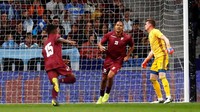 Jhon Murillo menggandakan keunggulan Venezuela pada menit ke-44. Foto: Juan Medina/Reuters