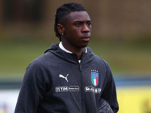 Moise Kean Mirip Mario Balotelli