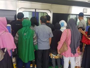 Pada Malas Antre Naik MRT, Kenapa Sih? Ini Kemungkinan Psikologisnya Pada Malas Antre Naik MRT, Kenapa Sih? Ini Kemungkinan Psikologisnya