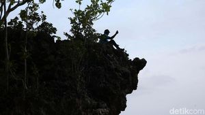 Setitik Keindahan Pantai Tanjung Mangga